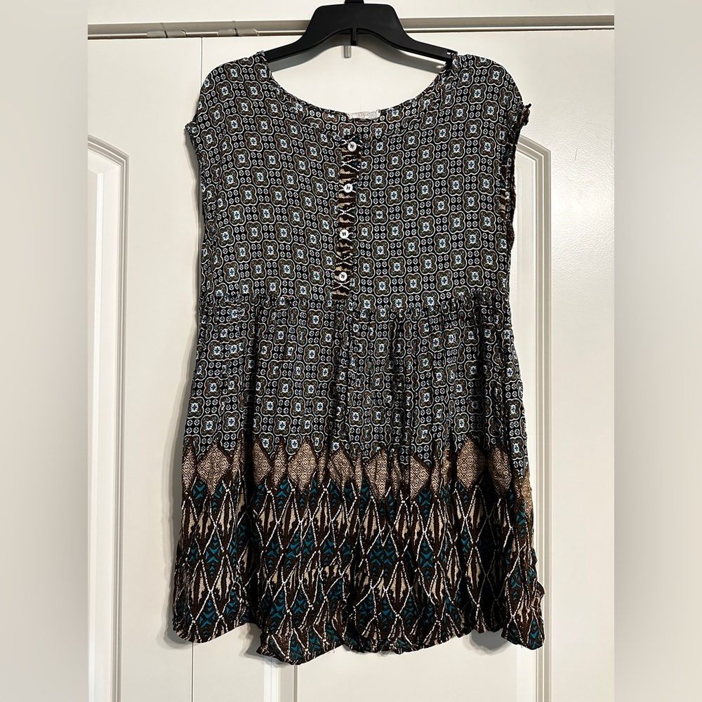 Sleeveless top